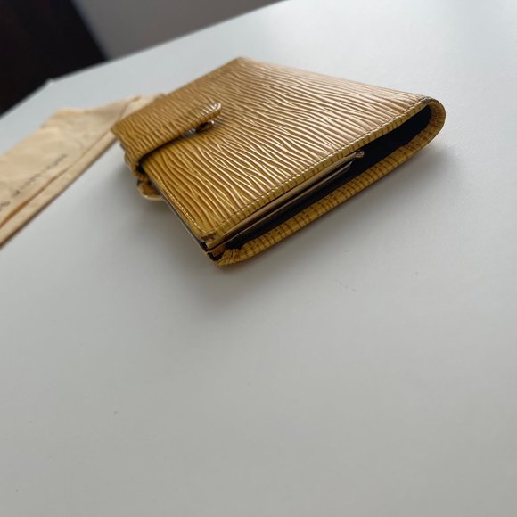 ** Vintage ** Louis Vuttion Epi French Purse Leather Wallet Yellow - Picture 8 of 16